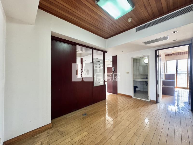 賴厝學區惠宇視野3+1房車位房屋室內格局與周邊環境