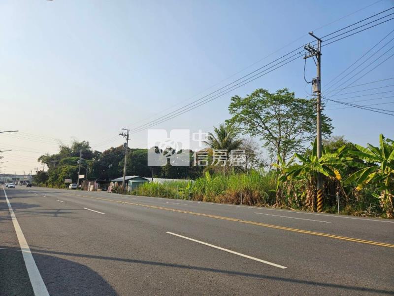 臨20米阿里山公路旁6分6美農地房屋室內格局與周邊環境