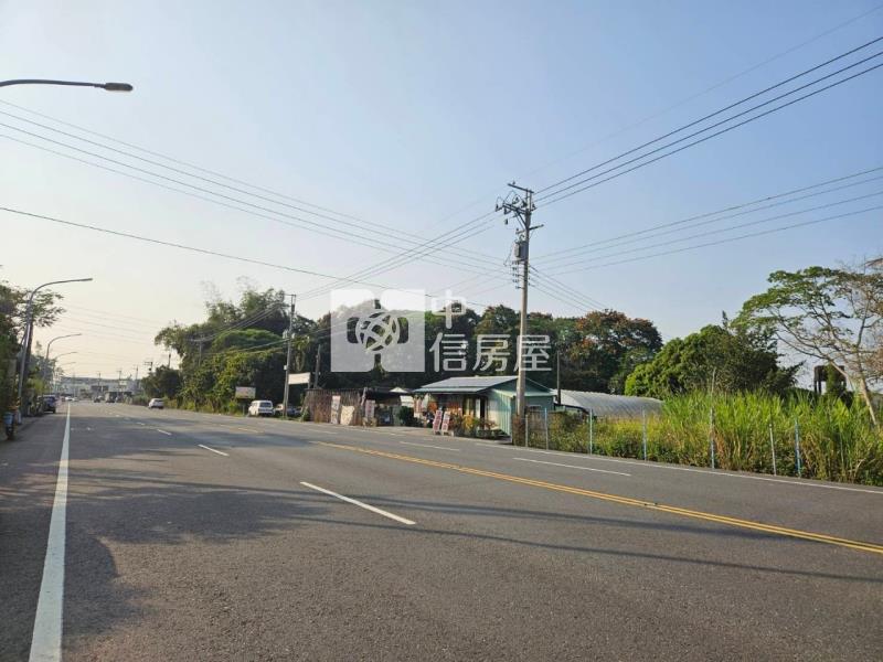 臨20米阿里山公路旁6分6美農地房屋室內格局與周邊環境