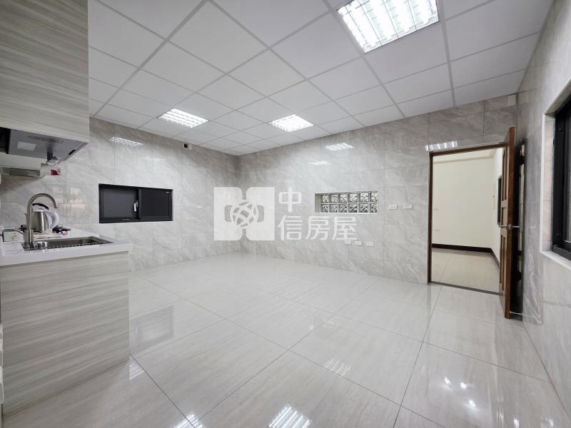 豐原南陽買地送可停三車別墅房屋室內格局與周邊環境