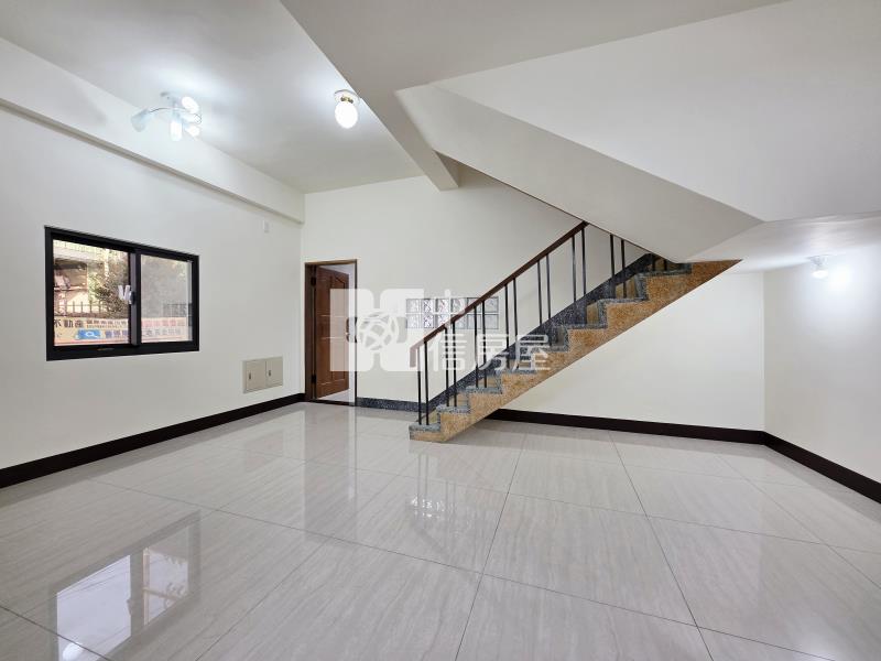 豐原南陽買地送可停三車別墅房屋室內格局與周邊環境