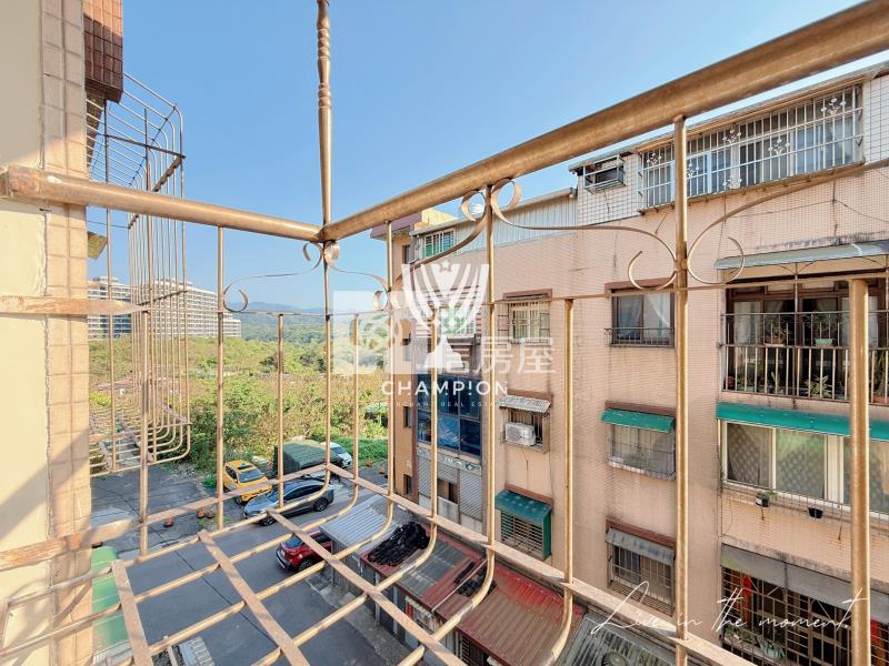 【冠軍】新豐街加蓋4+5樓獨立進出房屋室內格局與周邊環境