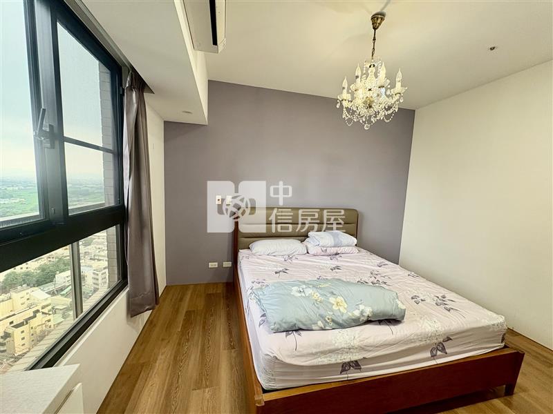 君大院 頂樓帝王戶連號雙平車房屋室內格局與周邊環境