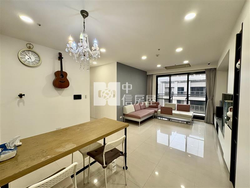 君大院 頂樓帝王戶連號雙平車房屋室內格局與周邊環境