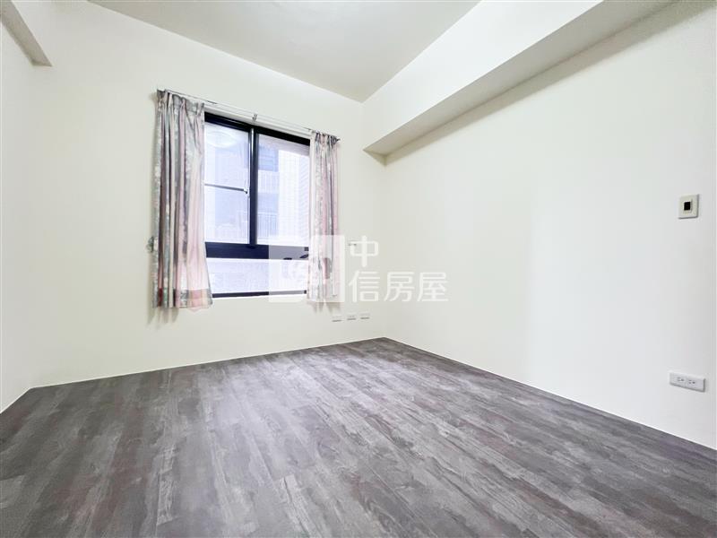 班芙春泉2房平車房屋室內格局與周邊環境