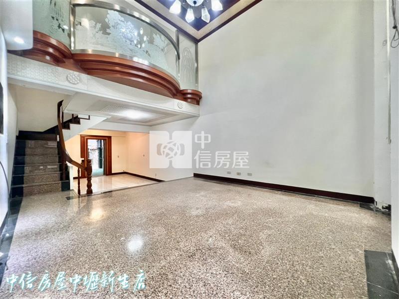 桃園省道.龍安商圈雙車美墅(事故屋)房屋室內格局與周邊環境