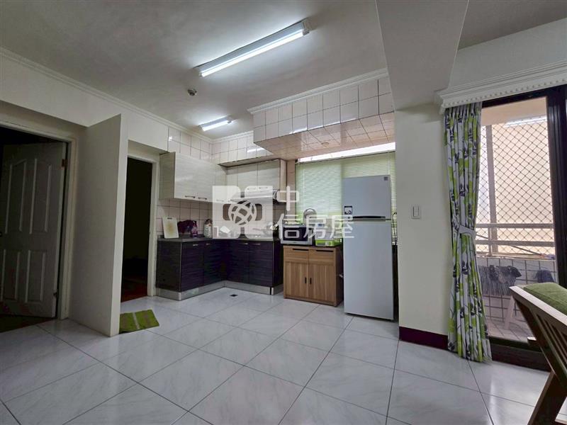 (專)南屯新都名邸2房附車位房屋室內格局與周邊環境