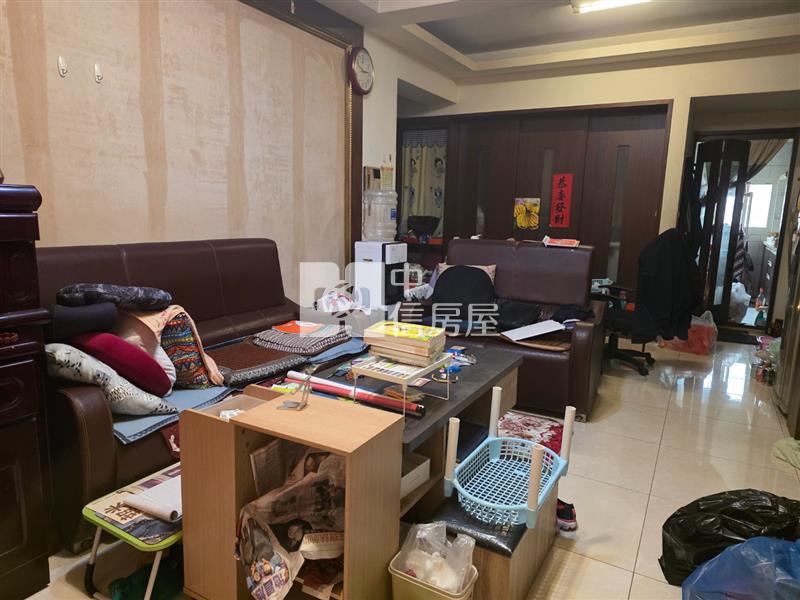 南崁市中心中正路上大三房車！臻愛巴黎房屋室內格局與周邊環境