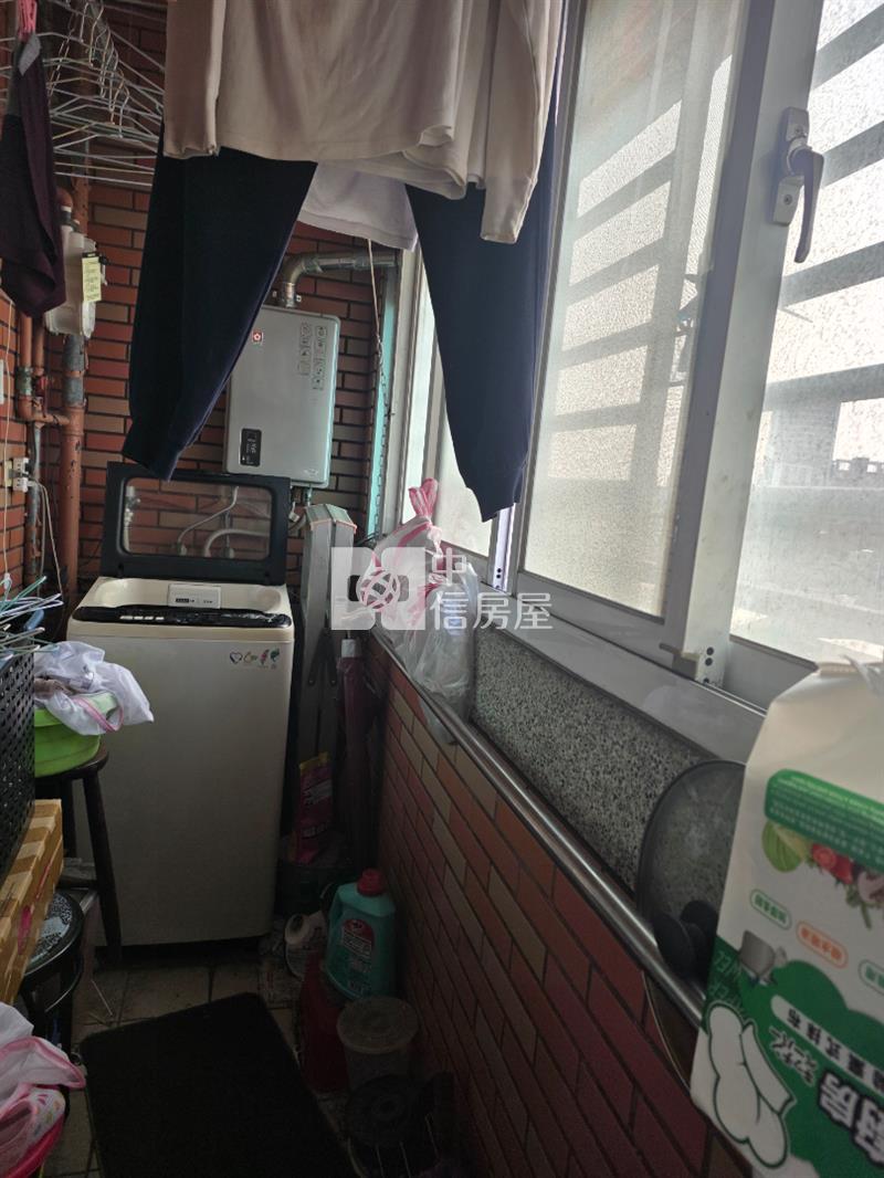 南崁市中心中正路上大三房車！臻愛巴黎房屋室內格局與周邊環境