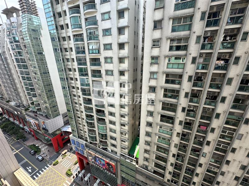 專~SOGO旁海華國際會館精景觀美套房房屋室內格局與周邊環境