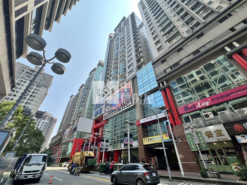 專~SOGO旁海華國際會館精景觀美套房房屋室內格局與周邊環境