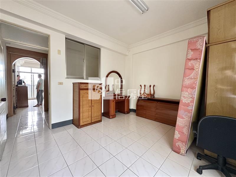 豐原南陽路獨棟透天(兩戶打通)房屋室內格局與周邊環境