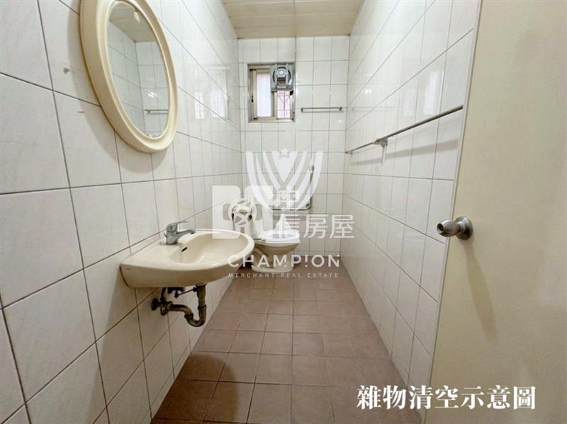 【冠軍商仲】市區鄰路旁獨棟透天房屋室內格局與周邊環境