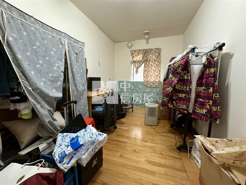 【冠軍商仲】市區鄰路旁獨棟透天房屋室內格局與周邊環境