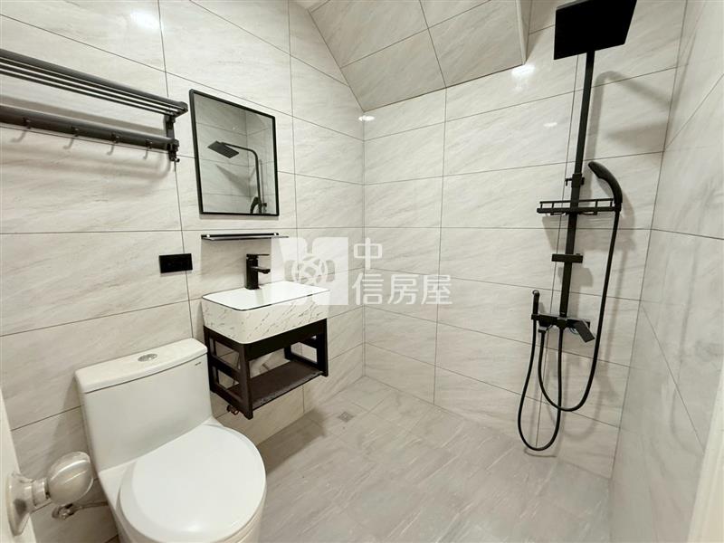 上湖國小整新透天房屋室內格局與周邊環境