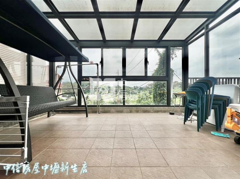 中壢A20百坪裝潢電梯別墅房屋室內格局與周邊環境