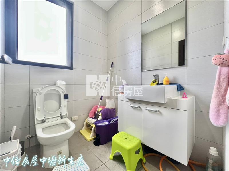 中壢A20百坪裝潢電梯別墅房屋室內格局與周邊環境