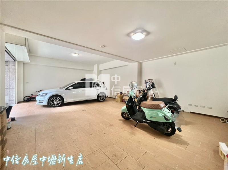 中壢A20百坪裝潢電梯別墅房屋室內格局與周邊環境