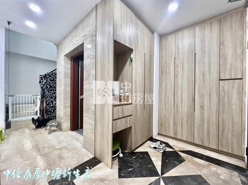 中壢A20百坪裝潢電梯別墅房屋室內格局與周邊環境