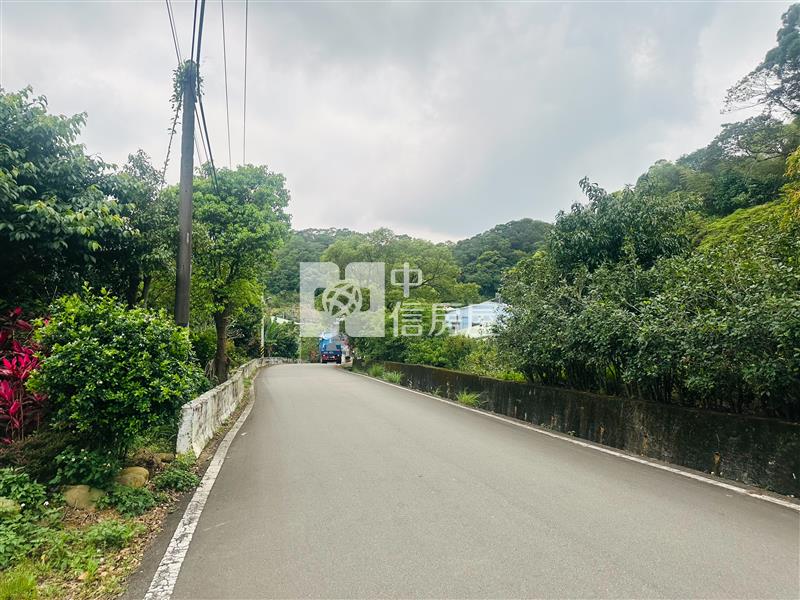 龜山大面寬都內農房屋室內格局與周邊環境