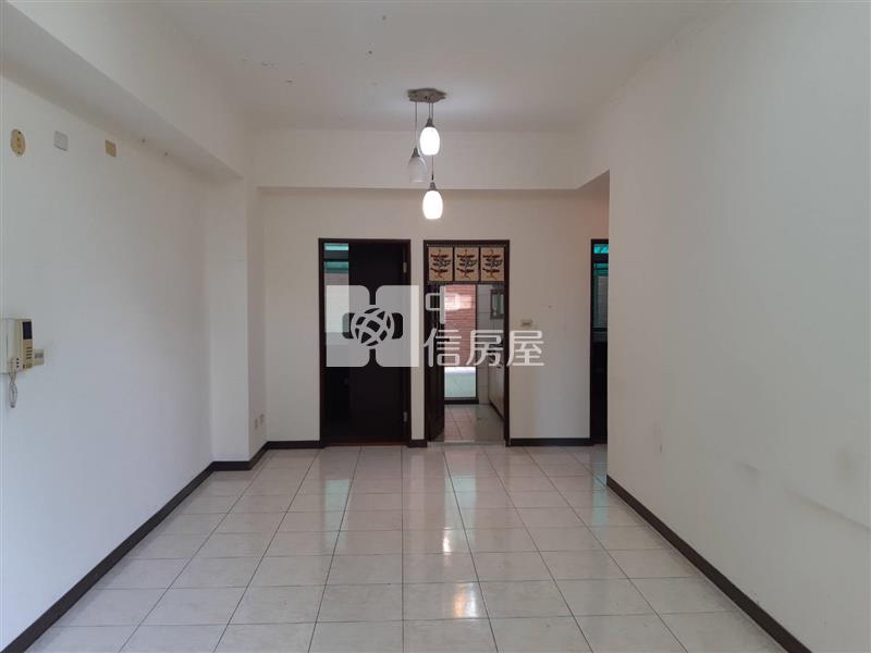 ●七堵花園電梯三房車房屋室內格局與周邊環境