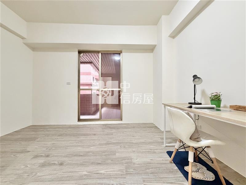 德昌中華1-3樓店面房屋室內格局與周邊環境