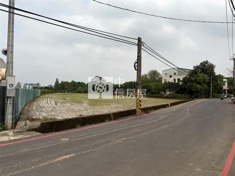 近中壢市區八米路都內農房屋室內格局與周邊環境