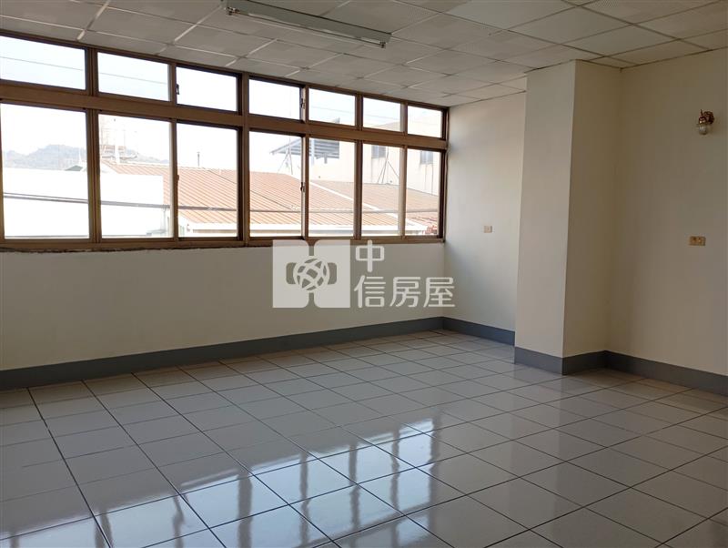 大里工業區丁建三照廠住房屋室內格局與周邊環境