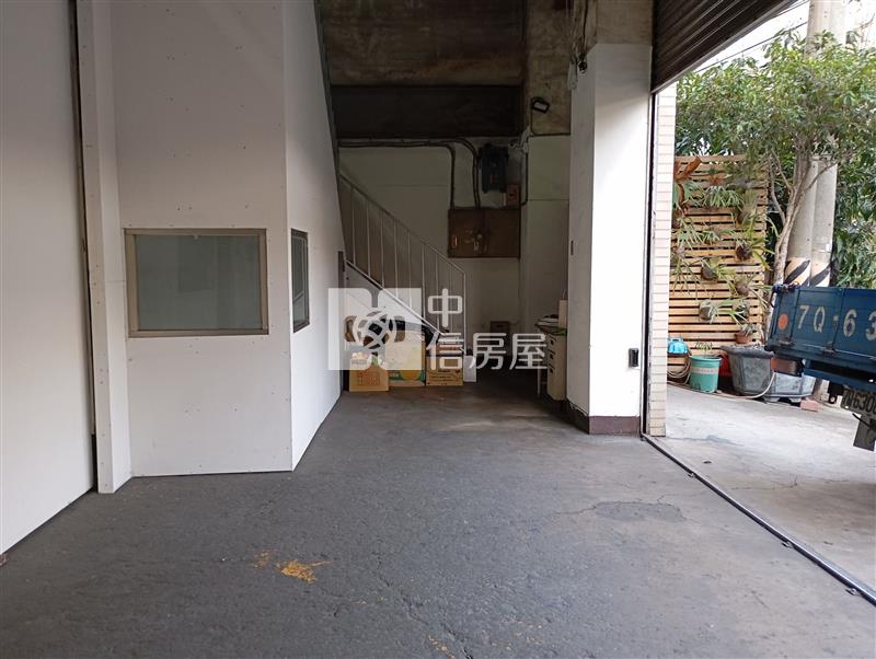 大里工業區丁建三照廠住房屋室內格局與周邊環境