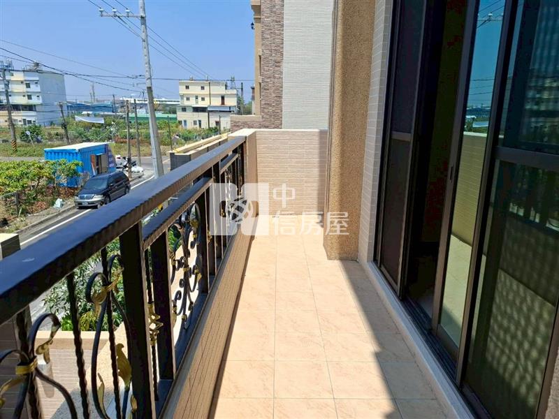 枋寮東海全新臻品孝親雙車墅B1房屋室內格局與周邊環境