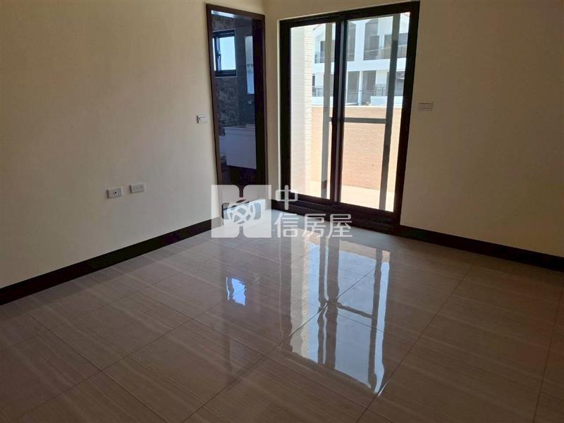 枋寮東海全新臻品孝親雙車墅B1房屋室內格局與周邊環境