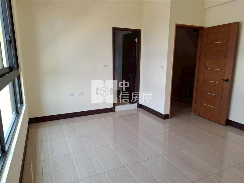 枋寮東海全新臻品孝親雙車墅B1房屋室內格局與周邊環境