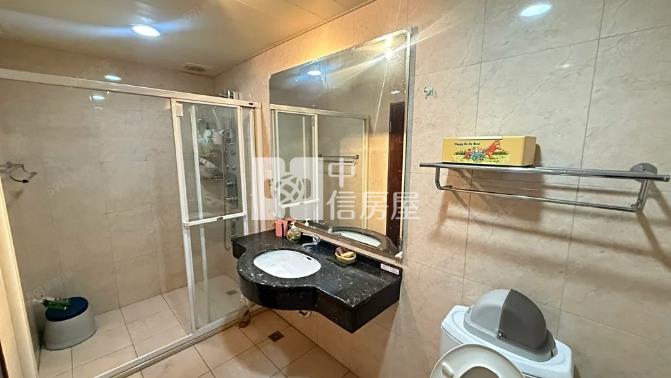 仁和國中透天別墅房屋室內格局與周邊環境