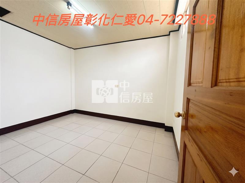 西南莊車庫透天房屋室內格局與周邊環境