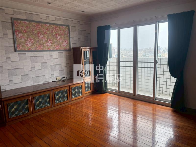 香湖公園景觀華廈房屋室內格局與周邊環境