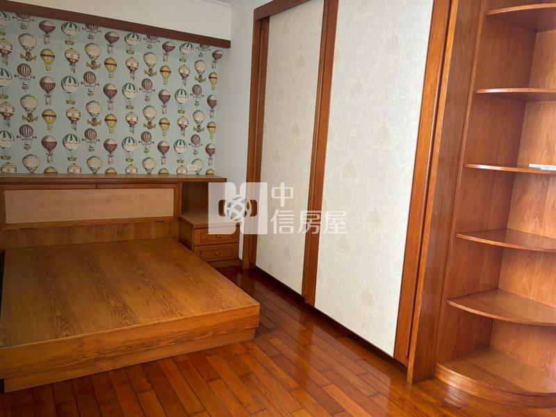 香湖公園景觀華廈房屋室內格局與周邊環境