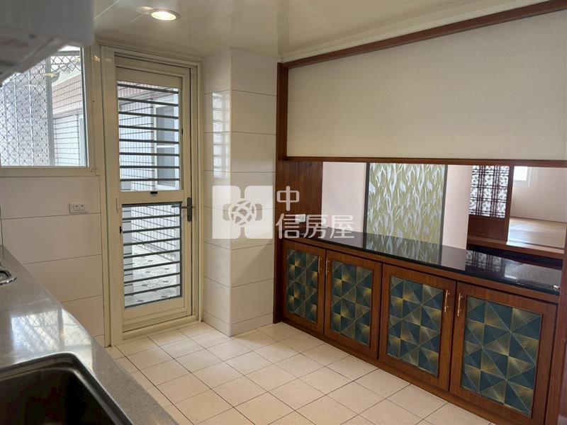 香湖公園景觀華廈房屋室內格局與周邊環境