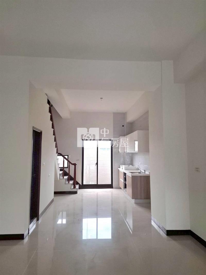 六甲國小旁全新獨院社區車墅(B)房屋室內格局與周邊環境