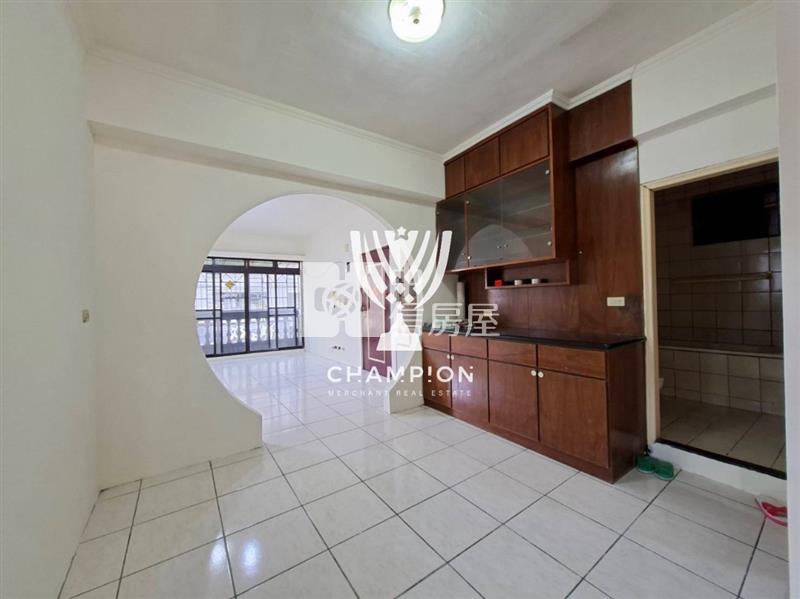 【冠軍商仲】培徳稀有平地三房電梯房屋室內格局與周邊環境