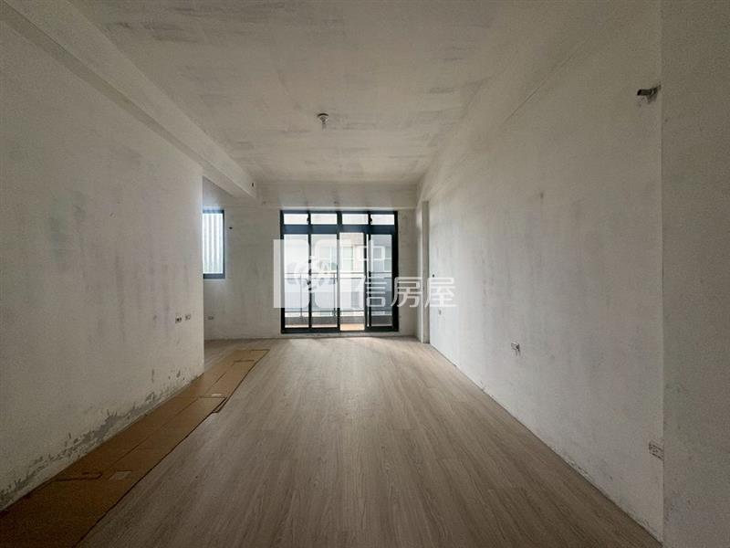 近青埔全新電梯花園別墅(可併排雙車位)(B)(中信卓越團隊)房屋室內格局與周邊環境