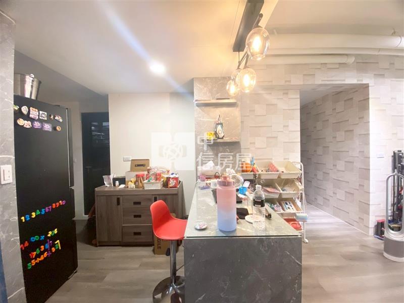 和築青風三房雙平車房屋室內格局與周邊環境