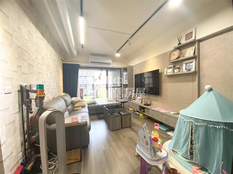 和築青風三房雙平車房屋室內格局與周邊環境