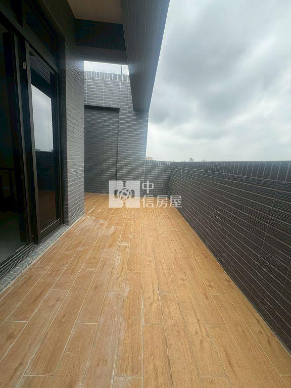 近青埔全新電梯花園別墅(可併排雙車位)(C)(中信卓越團隊)房屋室內格局與周邊環境