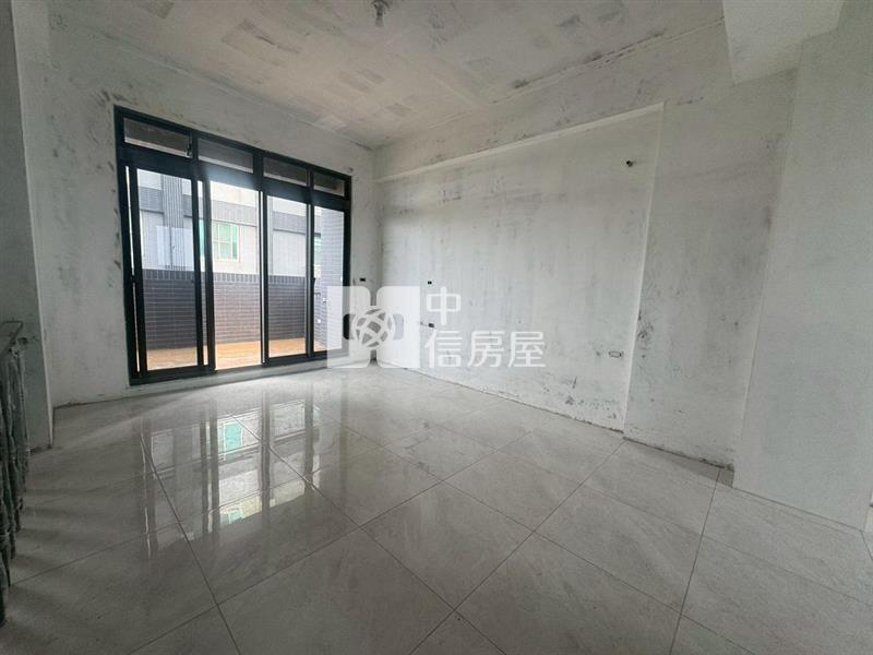 近青埔全新電梯花園別墅(可併排雙車位)(C)(中信卓越團隊)房屋室內格局與周邊環境