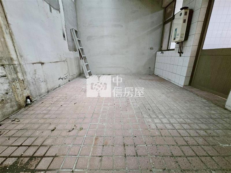 東山街1.2樓住店房屋室內格局與周邊環境