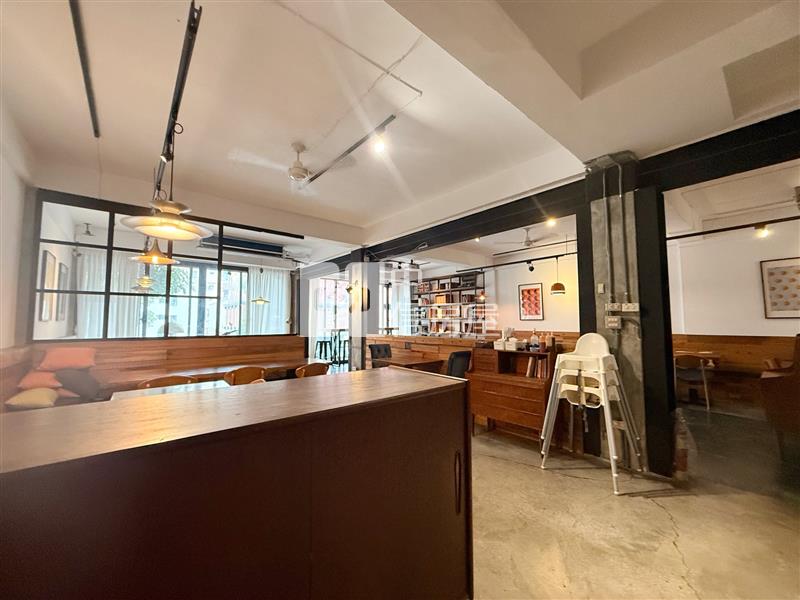 中國醫商圈/五權路穩定收租透店房屋室內格局與周邊環境