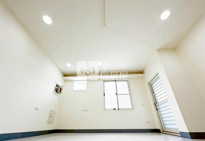 民雄惠安街雙車別墅B房屋室內格局與周邊環境