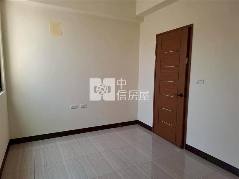 枋寮東海全新臻品孝親車墅A2房屋室內格局與周邊環境