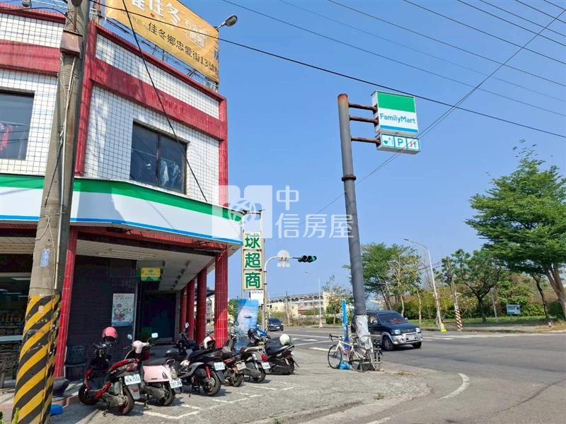 枋寮東海全新臻品孝親車墅A2房屋室內格局與周邊環境