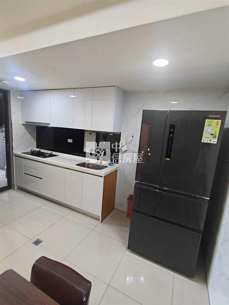 青埔2房車房屋室內格局與周邊環境